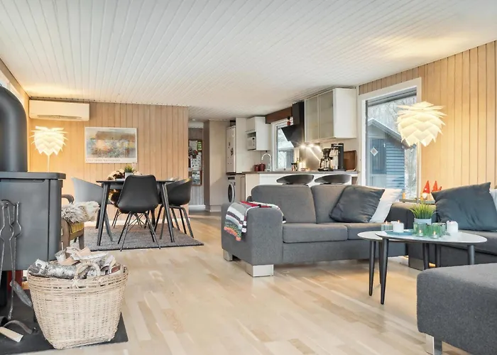 3 Bedroom Amazing In Casa de Férias *